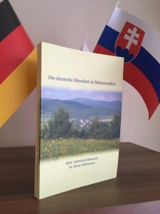 Cover des Dialektwoerterbuchs „Die deutsche Mundart in Metzenseifen“ von von PhDr. Gabriela Schleusener und Dr. Heinz Schleusener