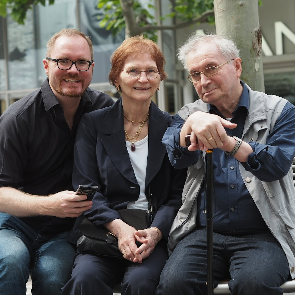 Christoph Bathelt mit seinen Eltern