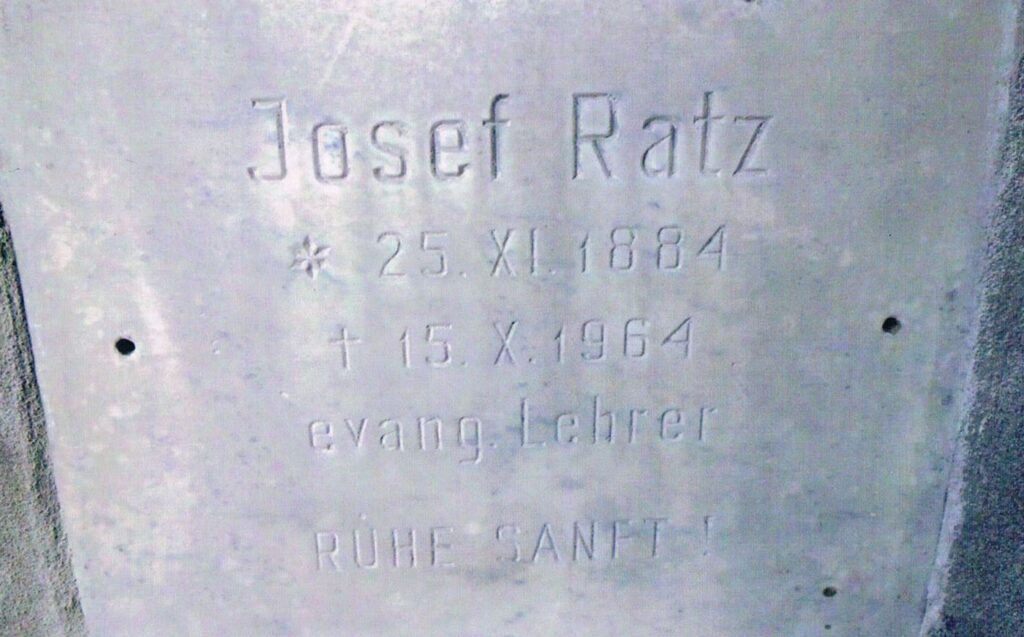 Grabplatte von Jozef Rátz