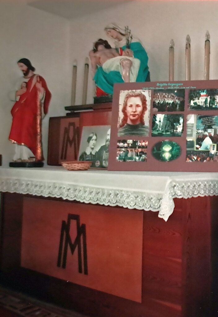 Bei der Heiligen Messe für Brigitte Irrgang am Jahrestag ihrer Ermordung