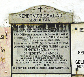 Tafel an der Grabstätte der Familie Nendtvich in Fünfkirchen/Pécs