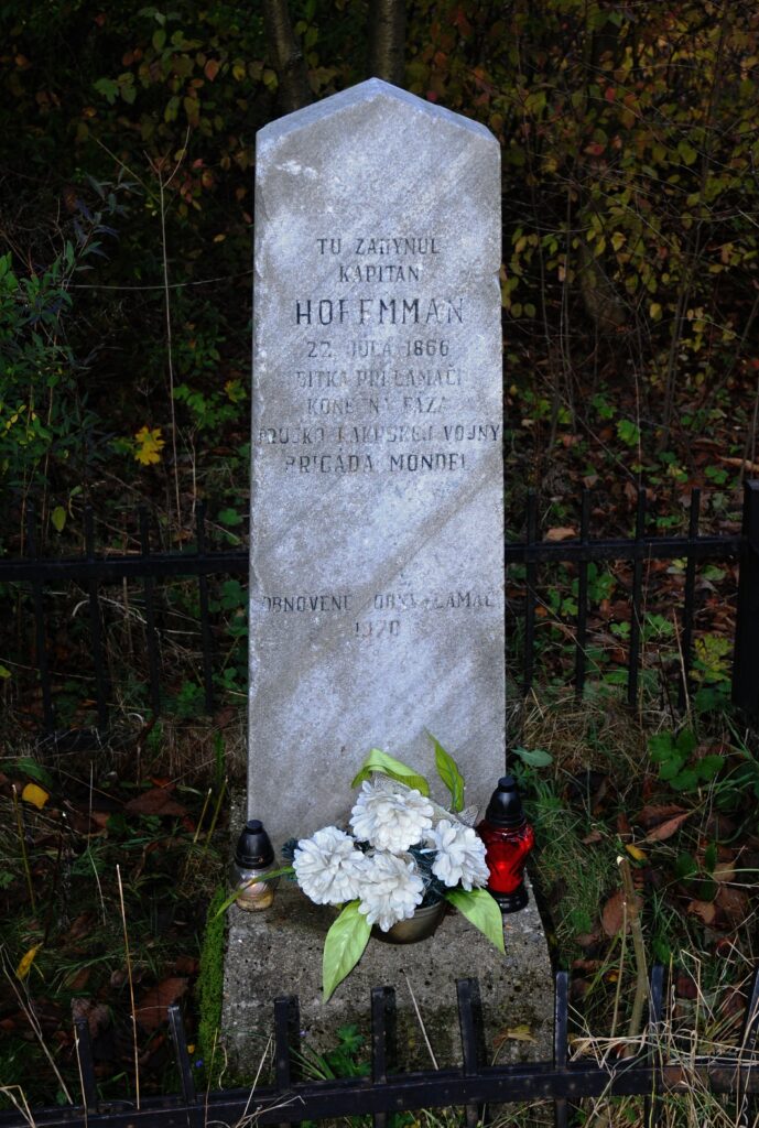 Das fiktive Grabmal von Gustav Adolf Hoffmann