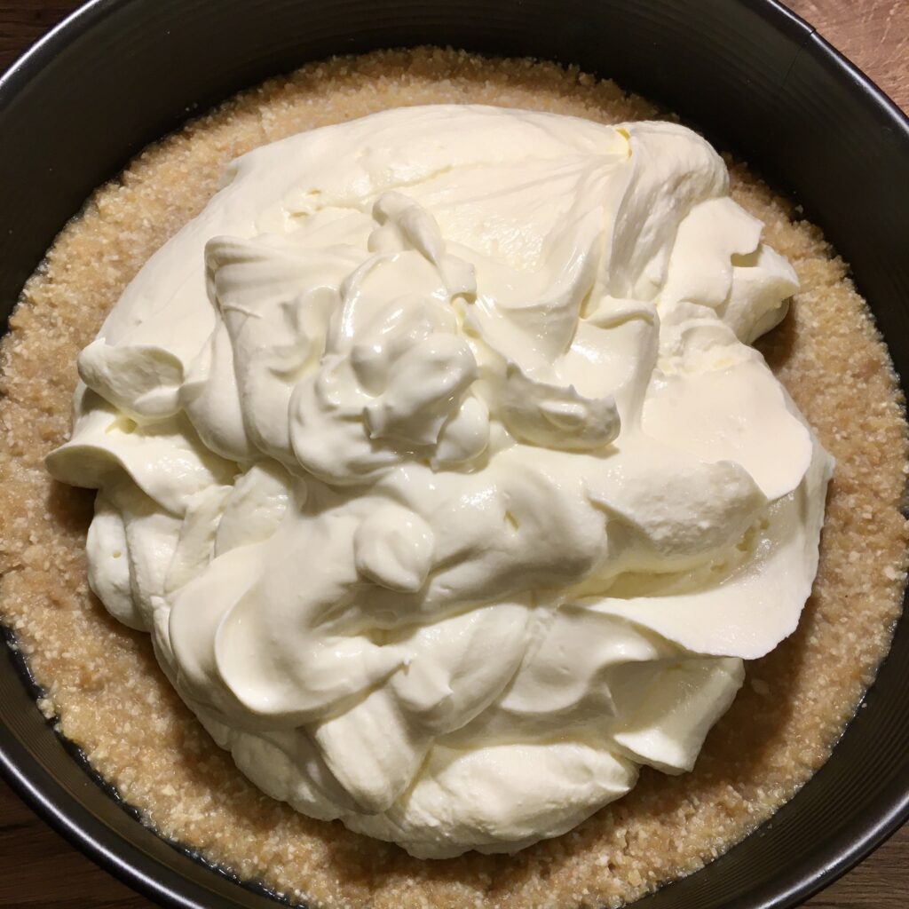 Kochen mit dem Karpatenblatt: „Rosentorte rosenherrlich“