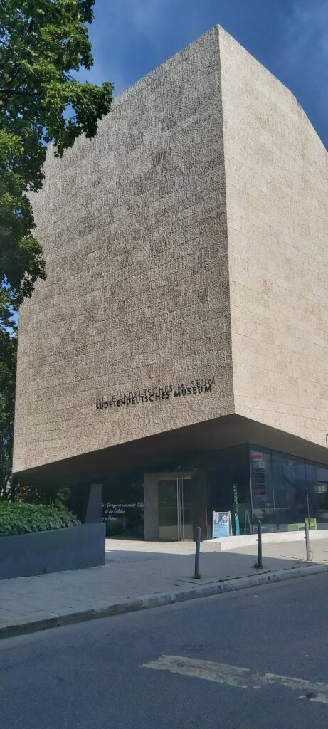 Das Sudetendeutsche Museum in München